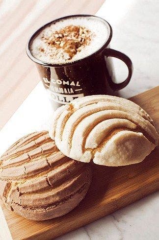 Prepara conchas caseras y disfruta con un delicioso café