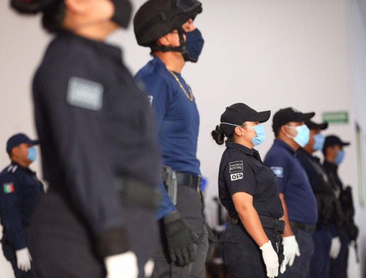 Destaca Laura Fernández compromiso de trabajadores municipales ante emergencia sanitaria, que pese a la contingencia han laborado