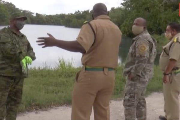 Cadáver de recién nacida casi es devorado por un perro; autoridades beliceñas investigan la atrocidad para dar con los responsables.