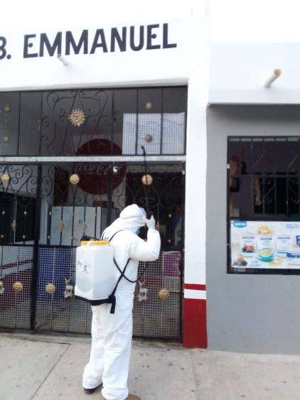 El gobierno municipal mantiene vigentes las jornadas de sanitización en más de 250 negocios, informa la alcaldesa