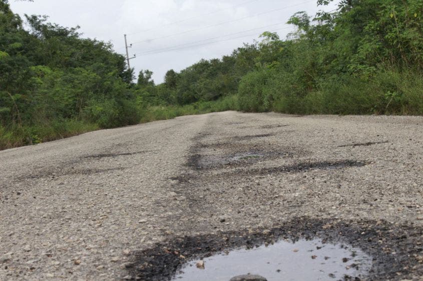Insisten campesinos mayas reactivar Programa de Empleo Temporal.