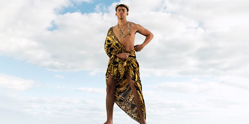 Bad Bunny posa para la revista Playboy