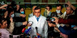 Médicos rusos aseguran que no hay rastros de veneno en la sangre de opositor Navaln