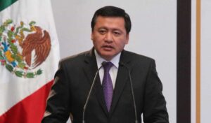 FGR va contra 19 ex funcionarios de Osorio Chong.