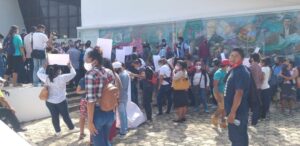 Se manifestaron 200 personas, aunque se tenía esperada la participación de dos mil.