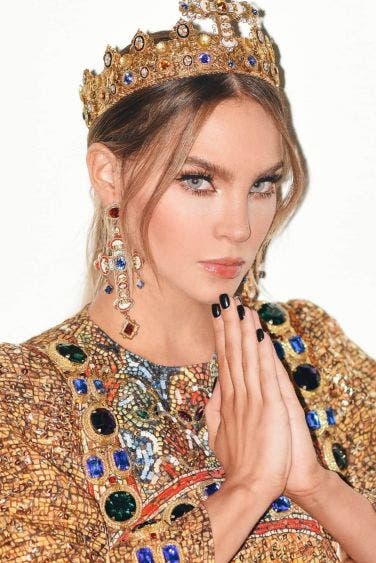 Regresa Belinda al género urbano con más popetón