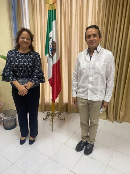 La subsecretaria para Asuntos Multilaterales y Derechos Humanos, Martha Delgado, y el gobernador de Quintana Roo, Carlos Joaquín, se reunieron en el marco del inicio del protocolo de pruebas.
