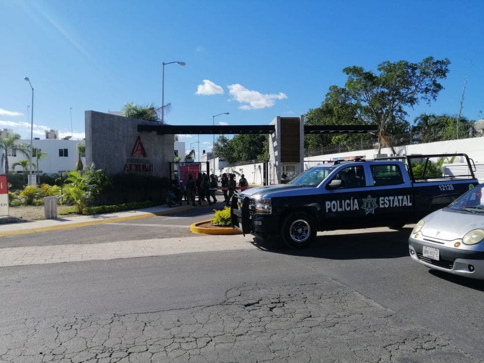 En Cancún catean fraccionamiento por caso de desaparición de albañiles; fuerzas federales arribaron al Liverte, en la Sm. 510.
