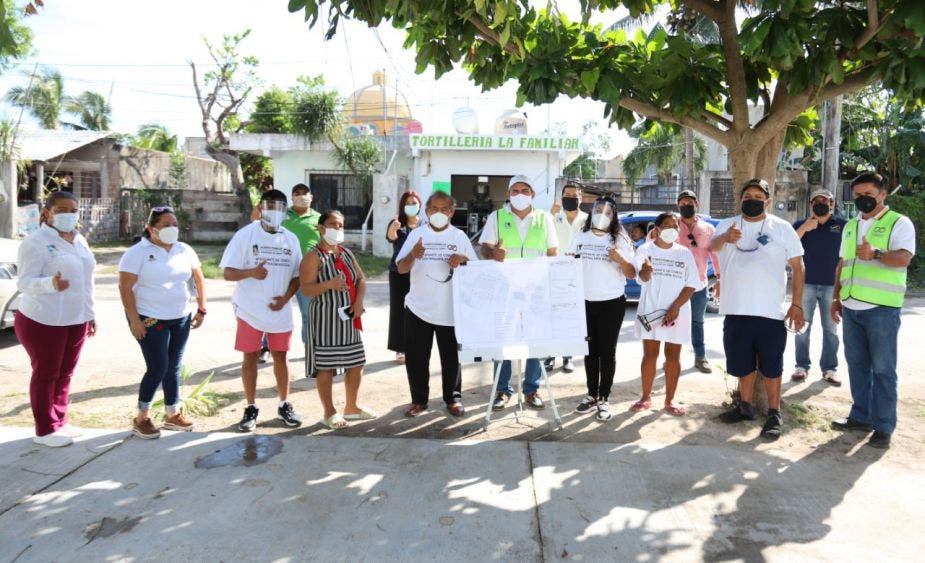 Más allá de que una obra busca subsanar una carencia o hacer eficiente un servicio público, los comités de Contraloría Social contribuyen a transparentar el ejercicio de los recursos, afirma