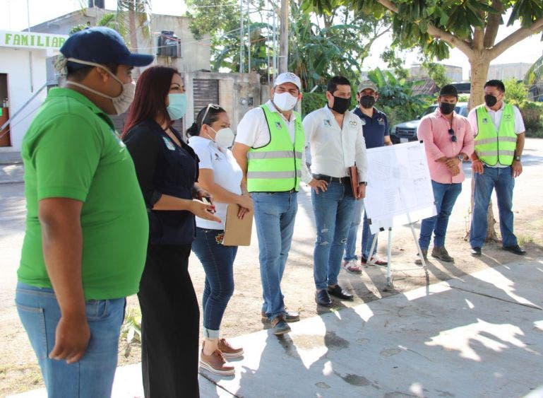 Más allá de que una obra busca subsanar una carencia o hacer eficiente un servicio público, los comités de Contraloría Social contribuyen a transparentar el ejercicio de los recursos, afirma