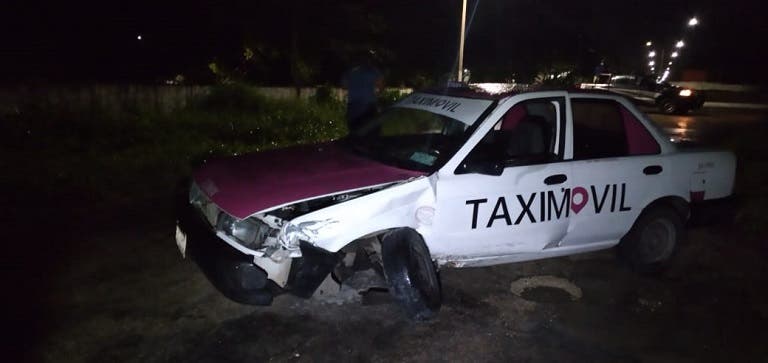 Doble choque a causa del alcohol en diferentes calles de Tizimín