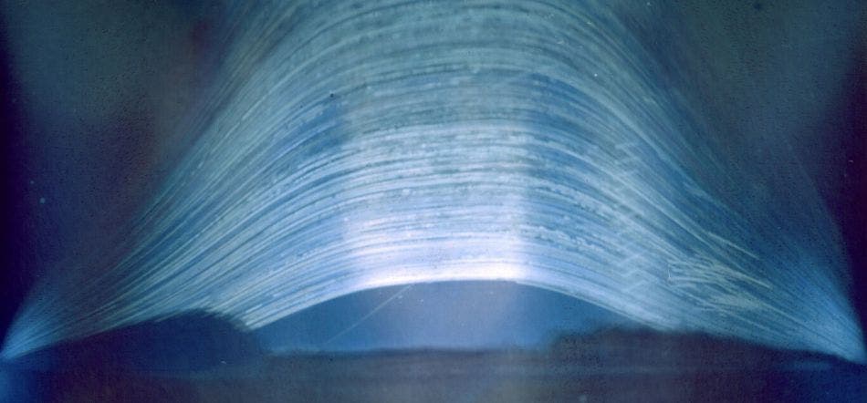 Artista tarda ocho años en tomar una fotografía al Sol con una cerveza