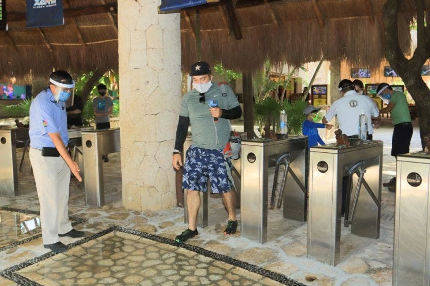 Visitarán el Caribe Mexicano en esta época decembrina, aquí los tips