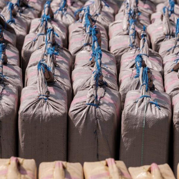 Más de 1.000 kilos de hachís ocultos en la bodega de un pesquero fueron incautados en las costas del núcleo costero de Mazagón, en la provincia de Huelva