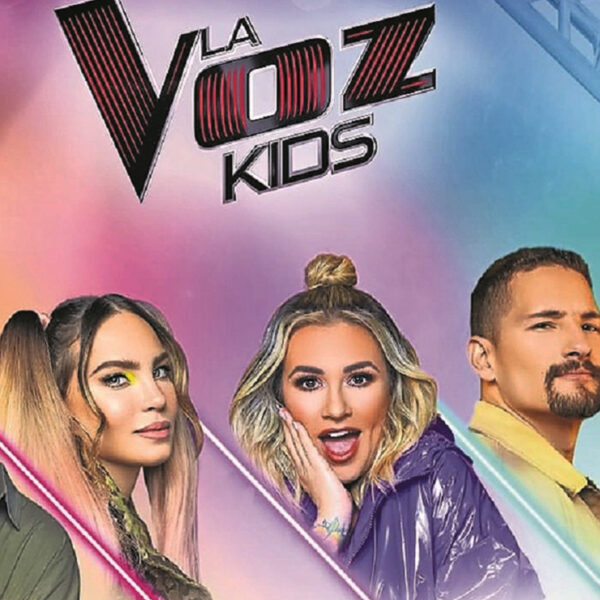 Inicia ‘La Voz Kids’ y Belinda se lleva la noche con su look