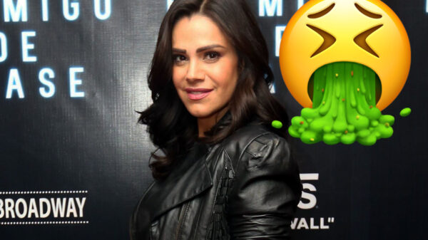 Brota gusano del cachete de Luz Elena Gonzales