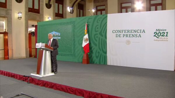 “No somos iguales, no desaparecemos a nadie, no nos confundan”: AMLO