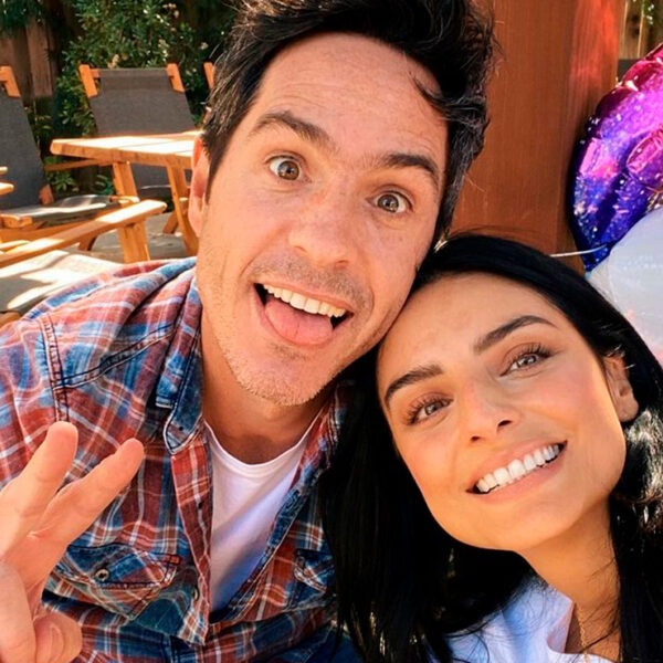 Aislinn Derbez y Mauricio Ochmann fingieron peleas en "De viaje con los Derbez"