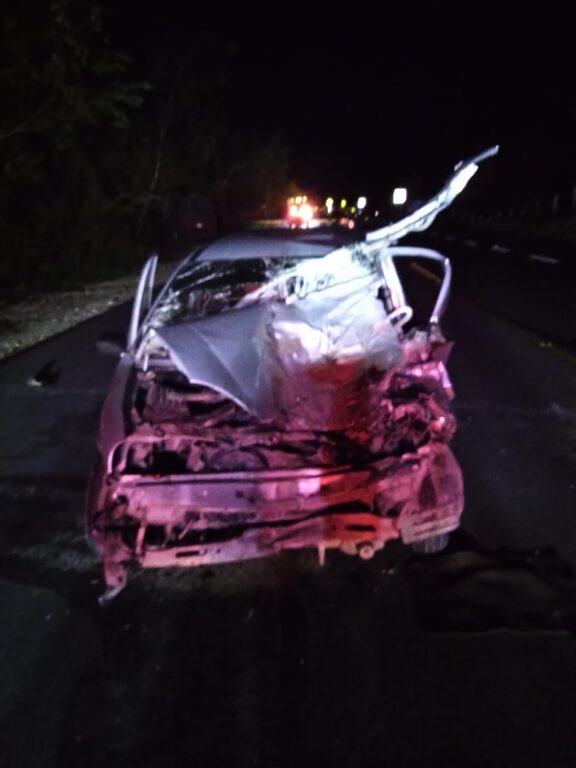 Fuerte choque en la vía corta Mérida-Chetumal deja un muerto