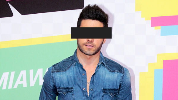 Eleazar Gómez tendrá que pagar medio millón de pesos a Tefi Valenzuela