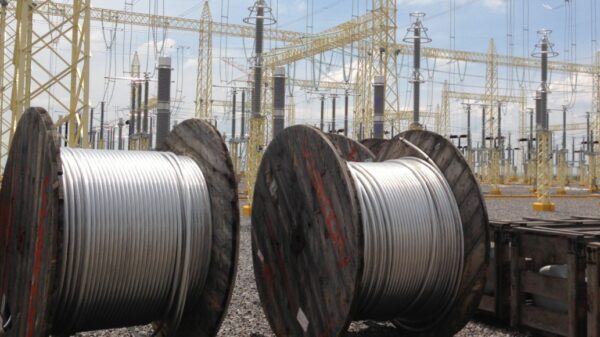 Abengoa, empresa española construirá distribuidores eléctricos en Cancún