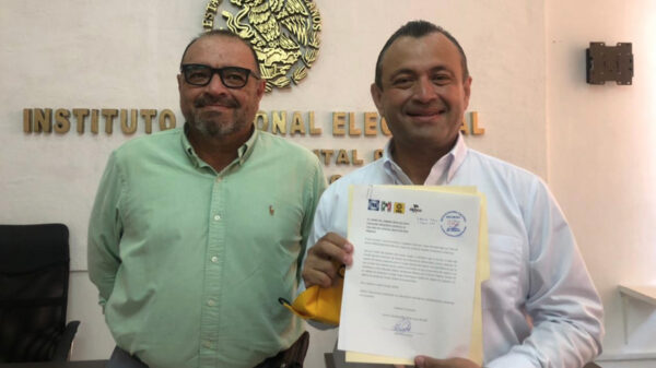 Eloy Peniche Ruiz se registró ante el INE por el Distrito 03  