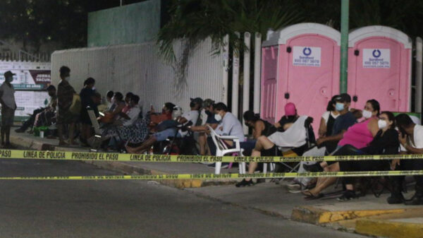 Piden no hacer vigilia para vacunas covid-19 en Cancún