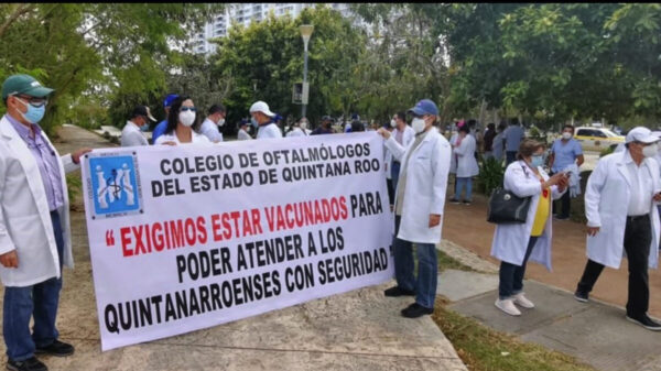 Personal de Salud, marcha en exigencia de vacunas anticovid