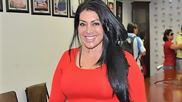 Niza Puerto abandona candidatura por el distrito 04