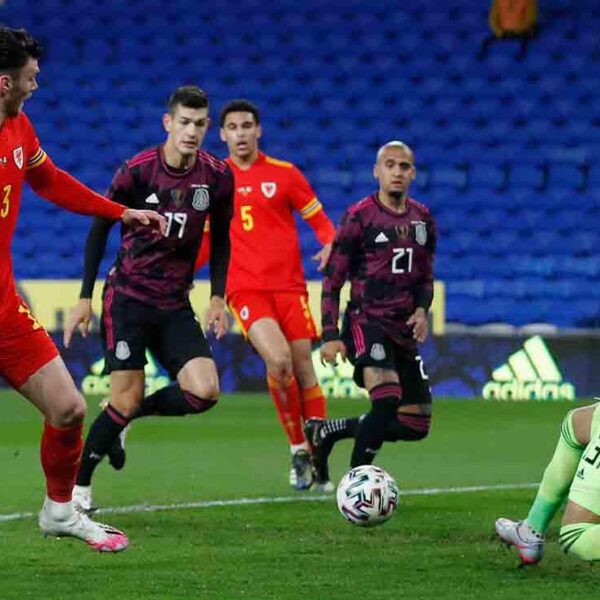 México pierde ante Gales por primera vez en la historia