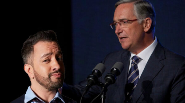 Amenaza Salinas Pliego a Chumel Torres