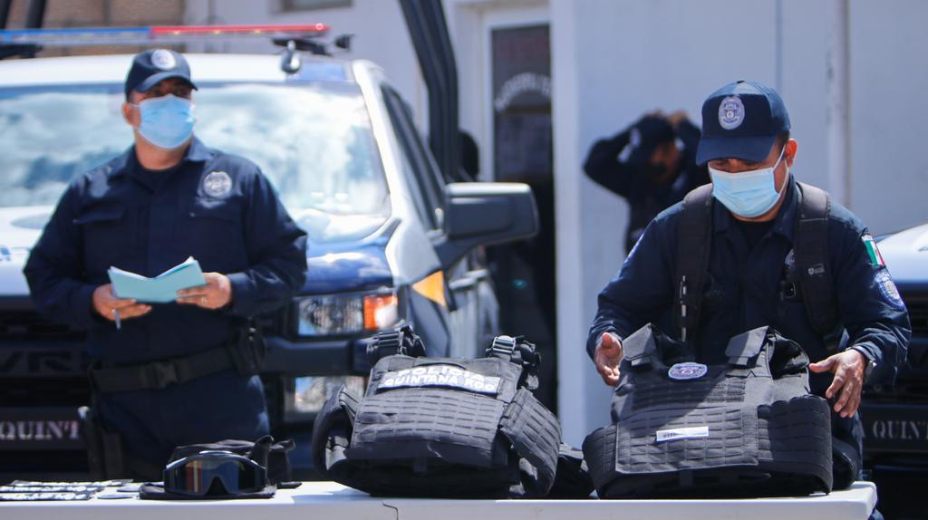 Refuerzan la seguridad en Felipe Carrillo Puerto y Zona Maya; entregan patrullas y equipo táctico a la Policía Municipal.