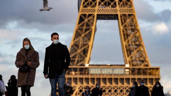 Cierran escuelas en Francia ante nuevo confinamiento