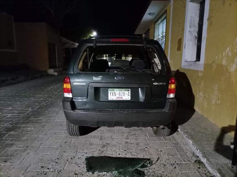 Vecinos de Izamal denuncian a un ‘rompe parabrisas’; desconocen su identidad