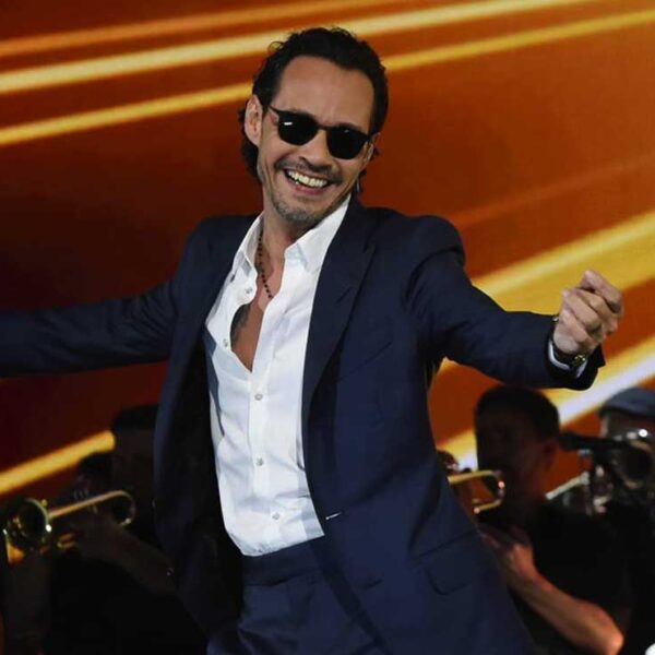 Marc Anthony ofrece disculpas por fallas en su concierto virtual