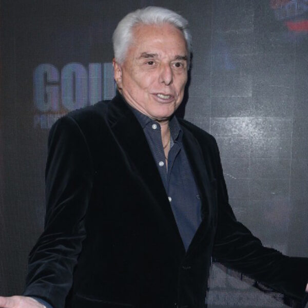 Enrique Guzmán reaparece y se le cae la cara de vergüenza tras acusaciones de Frida Sofía