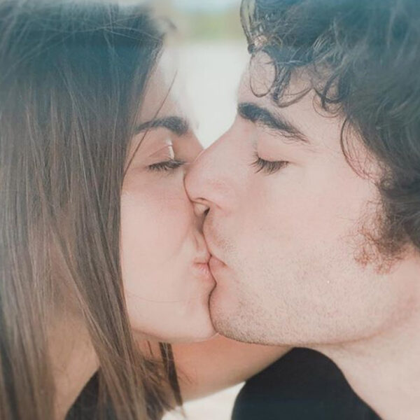 Cachan a Michelle Renaud y Danilo Carrera en reconciliación cachonda