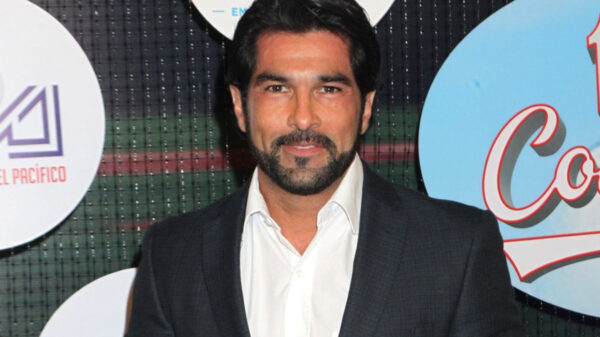 Arturo Carmona Arranca al ritmo de Alicia Villareal campaña política