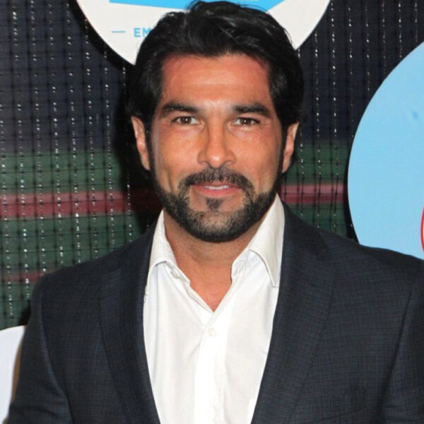 Arturo Carmona Arranca al ritmo de Alicia Villareal campaña política