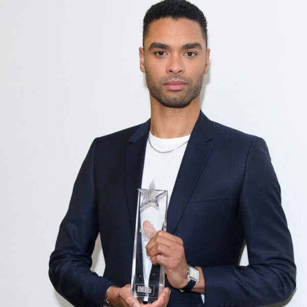 René-Jean Page deja ‘Los Bridgerton’ y este es el motivo