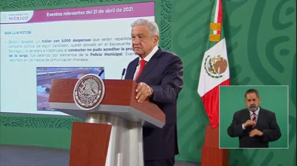 Detienen un tráiler “lleno de despensas” en SLP; pide AMLO indagar el caso