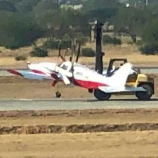 Avioneta se accidente al aterrizar el aeropuerto de Querétaro