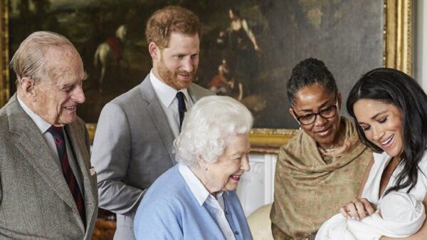 Desconocen si irán a las exequias del príncipe Felipe Meghan y Harry