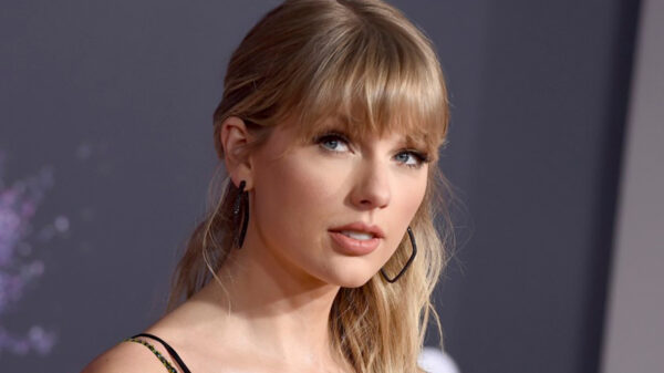 Arrestan al acosador de Taylor Swift; intentó ingresar a su casa