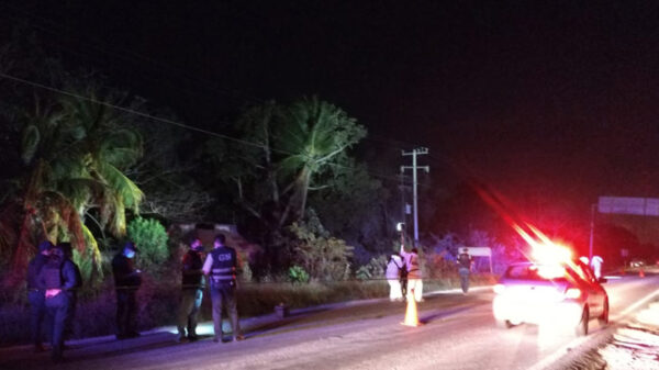 Tragedia en Cancún, mueren padre e hija arrollados por Urvan