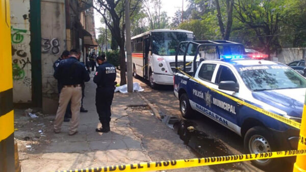 Asaltan camión de pasajeros; matan a abuelito y lesionan a su hijo en Edomex