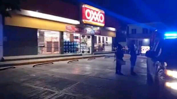 En presunto asalto, asesinan a empleado de tienda en Playa Del Carmen