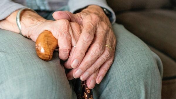 Abuelitos de asilos de Mérida recibirán vacuna contra covid el próximo lunes