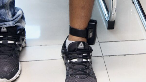 Colocan localizador electrónico a sujeto que abusó de su sobrina cuando tenía 9 años en Mérida