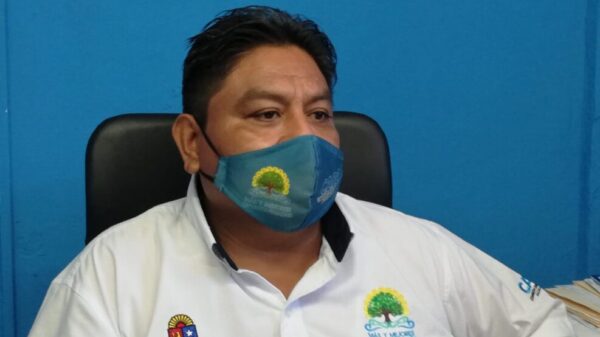 Daño en línea primaria deja sin agua potable a familias de Chiquilá.